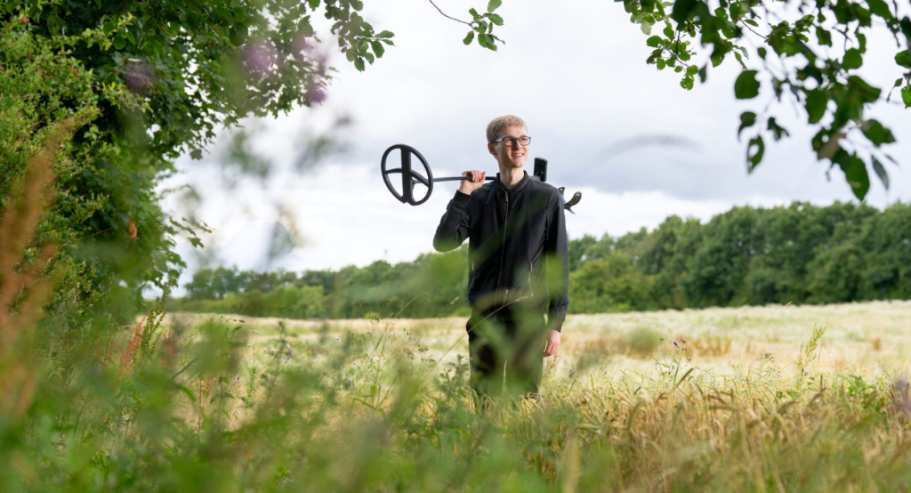 22-årige Gustav gjorde utroligt fund med metaldetektor: Få dage senere sker det utænkelige