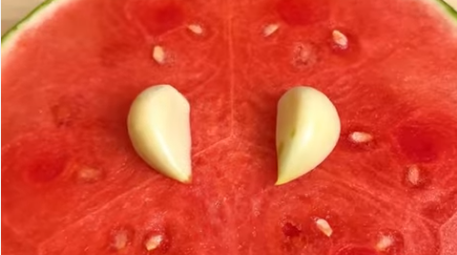 Det er frugthandlerens trick: Sådan holder du dine vandmeloner friskere i længere tid