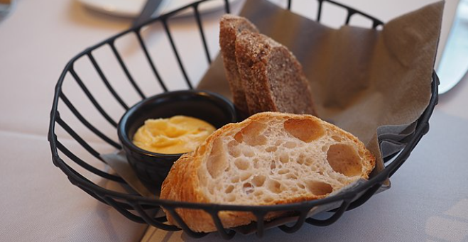 Fald ikke i: Derfor giver restauranter dig gratis brød
