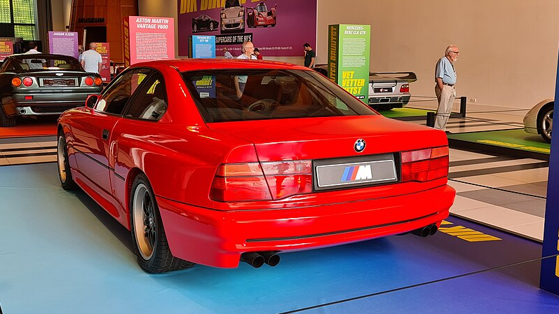 Over 600 hestekræfter og V12 motor: Legendarisk BMW vender tilbage