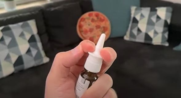 Hvis du bruger næsespray, bør du kende dette geniale trick