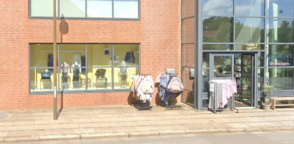 Populær kæde indgiver konkursbegæring: De fysiske butikker lever videre