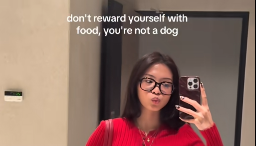 Ny farlig tendens hitter på TikTok: “Du er ikke en hund”