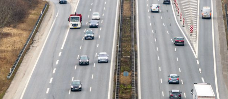 Du ser det på motorvejen hver dag. Giver en bøde på 1.000 kroner.