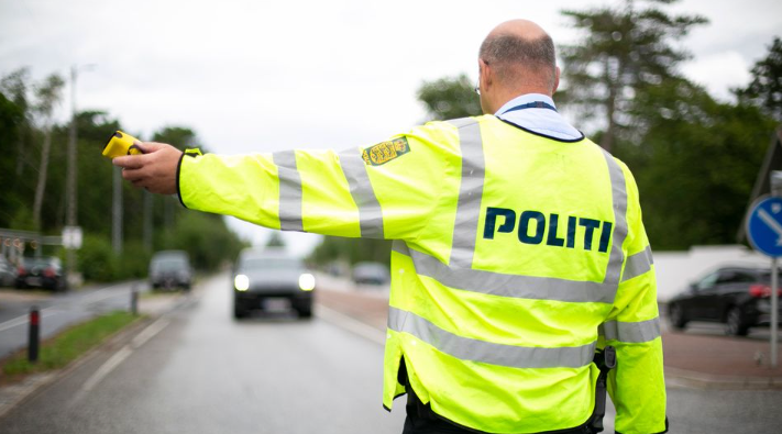 Bilister overtræder oftere denne regel om sommeren: Giver både stor bøde og frakendelse af kørekortet