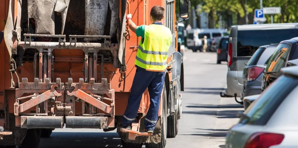 Dansk kommune i grimme problemer: Skraldemændene nedlægger arbejdet