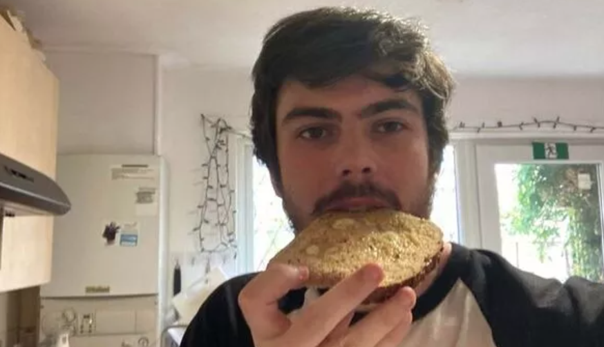 Efter prisstigninger laver mand sit eget smør og siger “Jeg vil aldrig købe Lurpak igen”: Så nemt er det