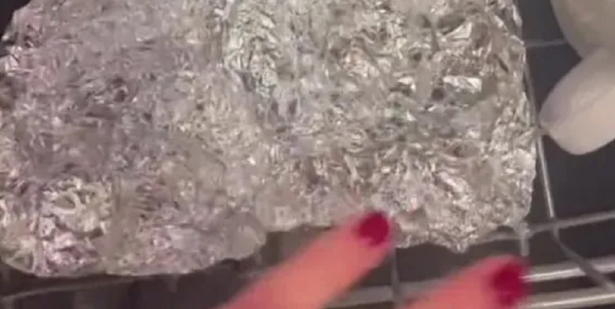 4 ting du ikke bør bruge sølvpapir til – og hvorfor du skal putte det i opvaskemaskinen