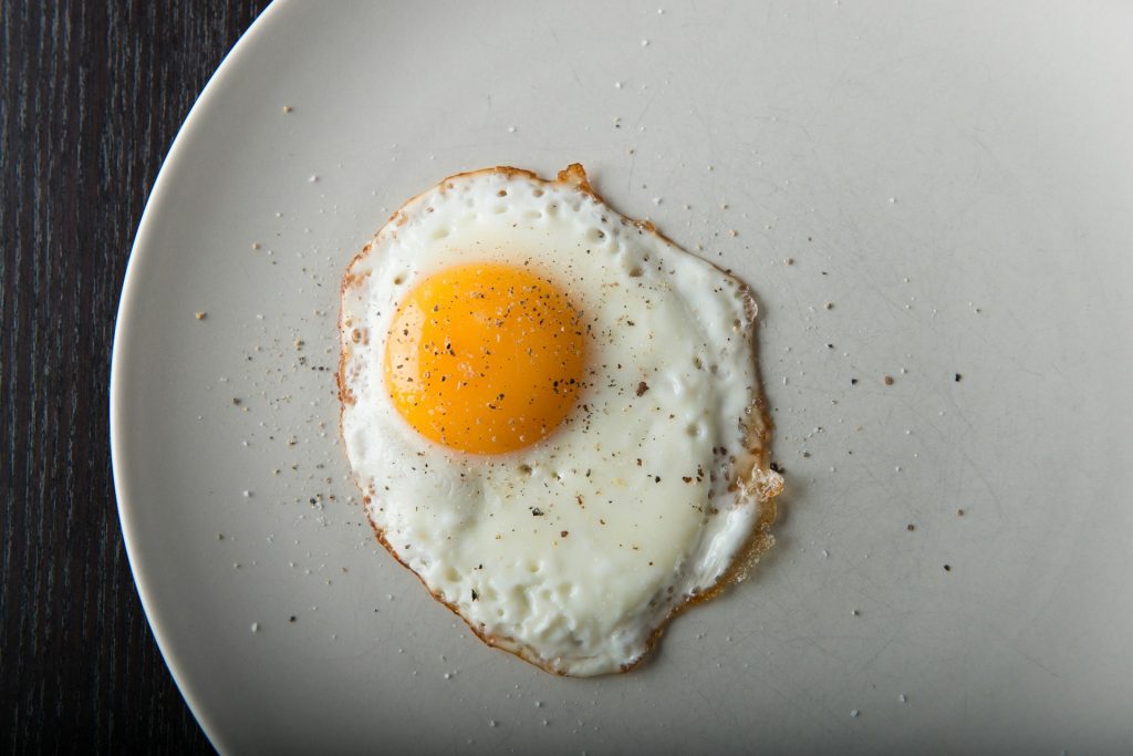 Dine spejlæg bliver mere velsmagende, hvis du udskifter olie og smør med denne simple ingrediens