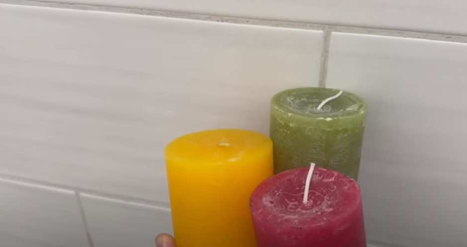 Sådan fjerner du nemmest stearinpletter fra dit tøj