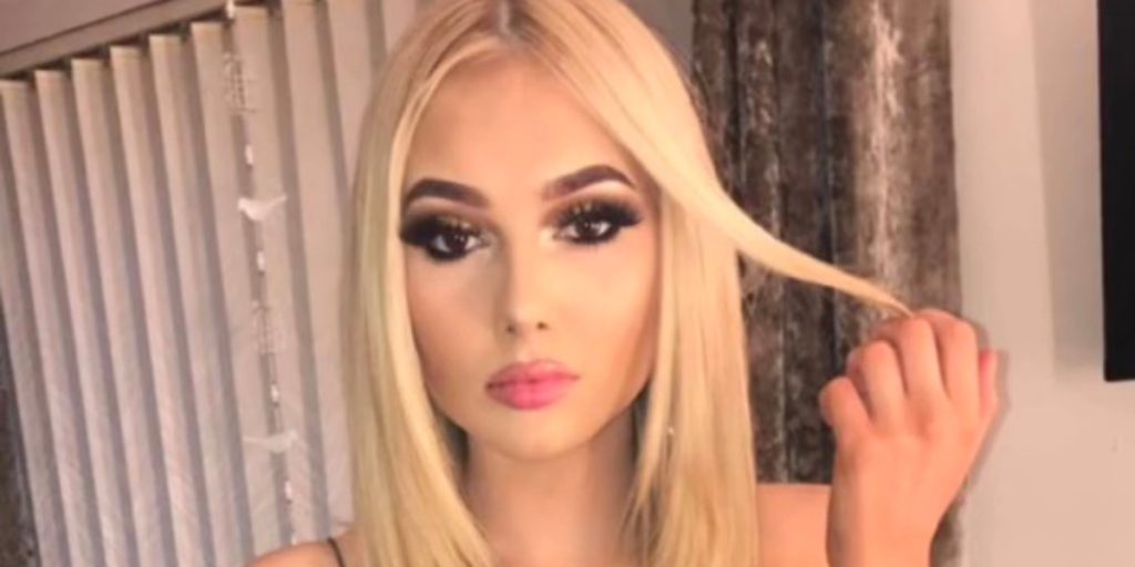 Hun stoppede med at farve hår og bruge makeup: Nu er hun ikke til at kende