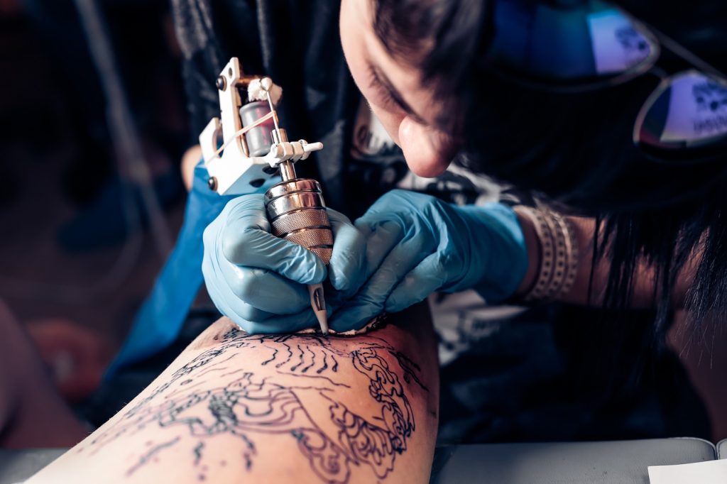 Professionel tatovør afslører: Disse tatoveringer nægter hun at lave