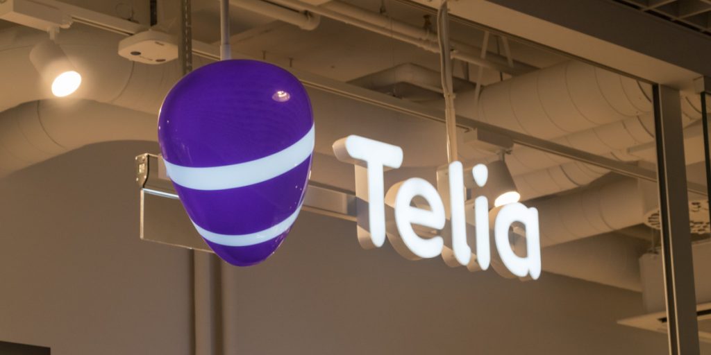 Kæmpe millionbeløb: Så meget har Telias kunder sparet på at aflevere brugte telefoner