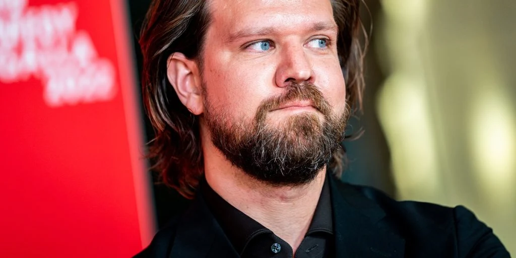 Thomas Warberg jubler: Skal være far