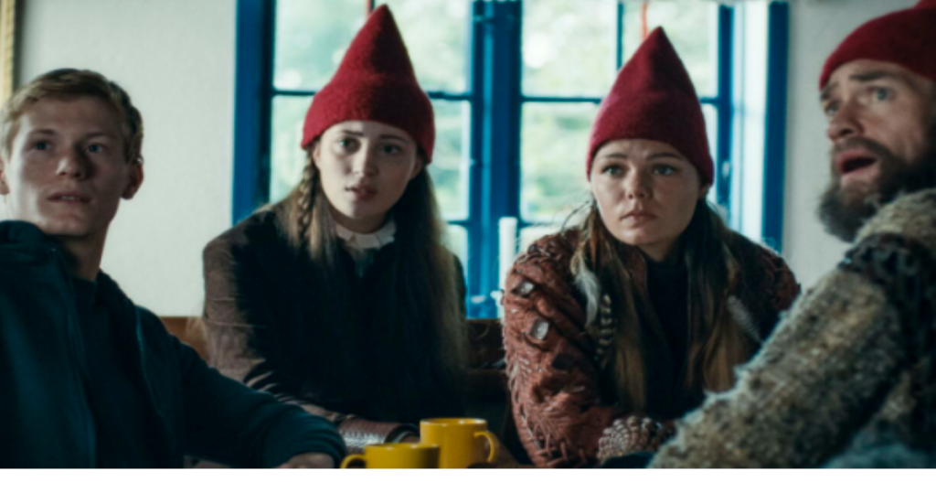 TV 2 deler overraskende billede af “Tinka”-stjernen: Fra nisseland til narkobule