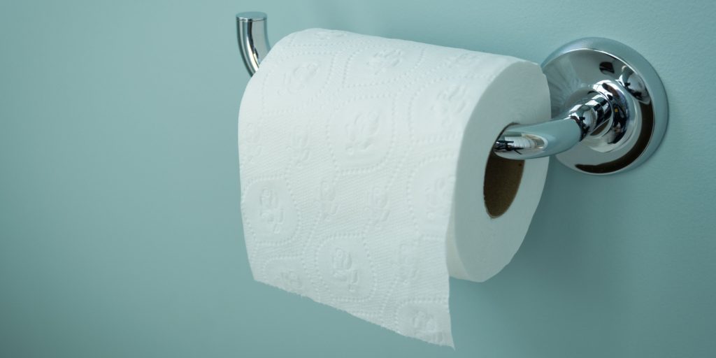 Alle haveejere opfordres til at bruge paprør fra toiletruller i haven af vigtig grund