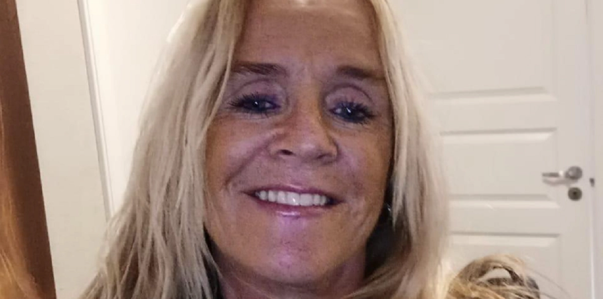 Tove mistede sin gudfar for mere end 10 år siden – men så ser hun et Facebook-opslag, der giver hende kuldegysninger