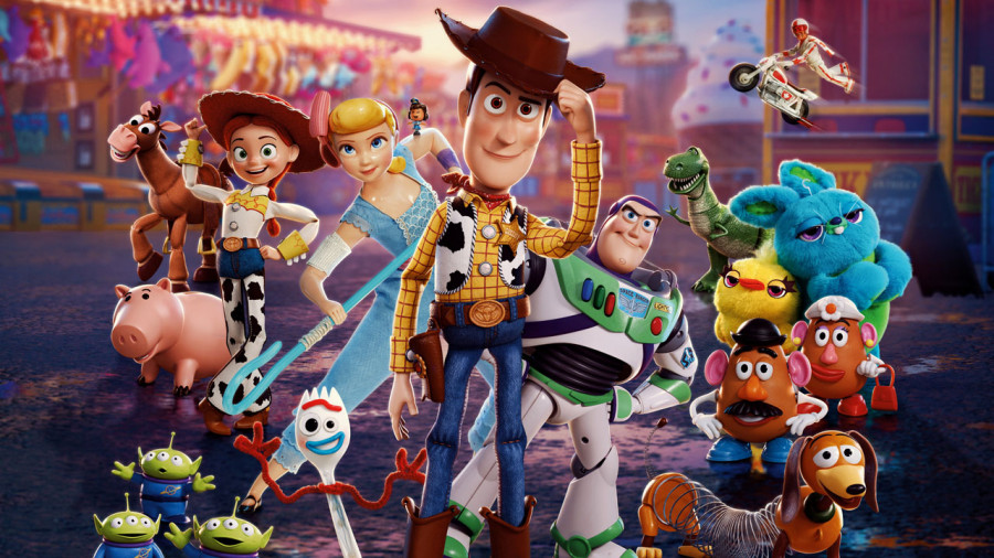 Toy Story puster nyt liv i nostalgien med veludført fjerde film