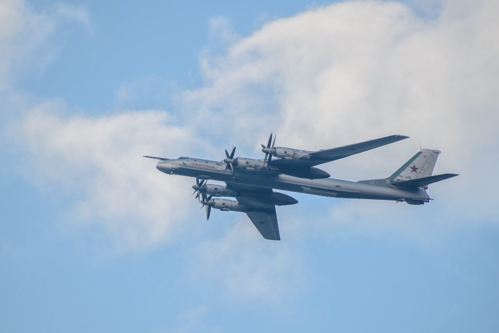 Fire russiske og kinesiske bombefly spottet sammen nær Alaska