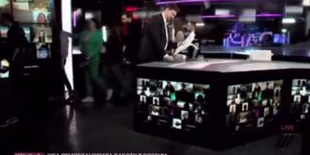 Alle ansatte på russisk tv-station siger op for rullende kameraer