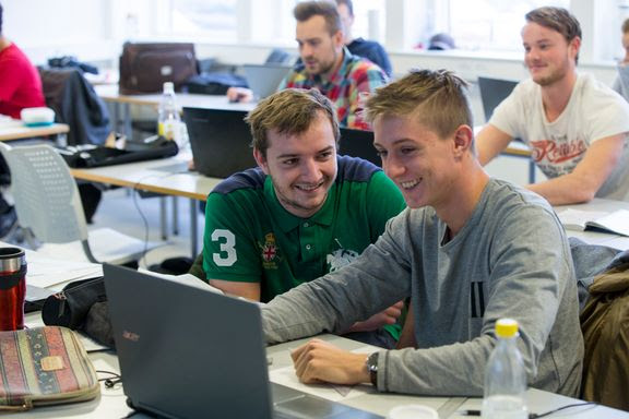 Flere og flere ingeniørstuderende flokkes om Horsens