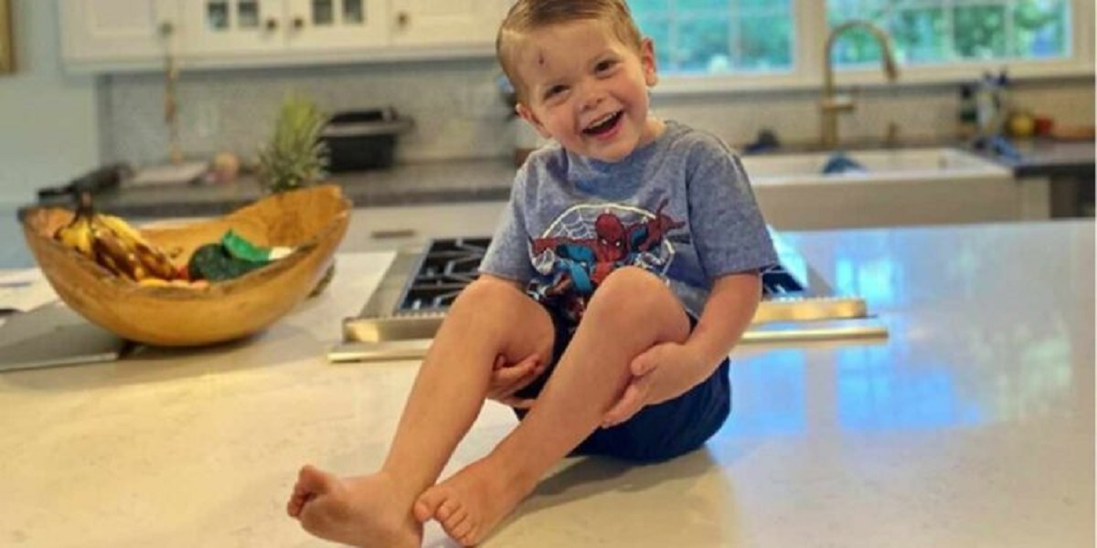 3-årig dreng død i tragisk bådulykke: Nu taler familien