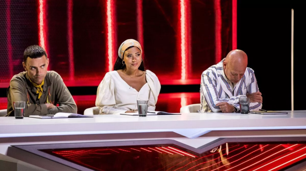 Dansk X Factor-deltager smider kludene: Overlader intet til fantasien